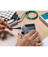 Tarjeta de desarrollo Arduino UNO R4 Minima