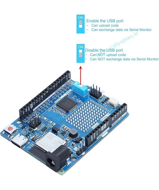 Tarjeta de desarrollo UNO R4 WiFi con cable